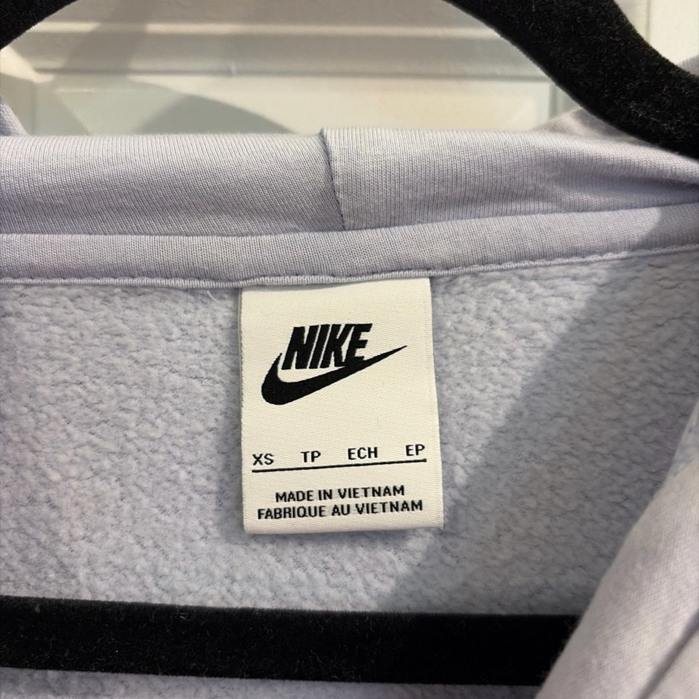 Nike Lavender Sweatshirt - Picture 3 of 7